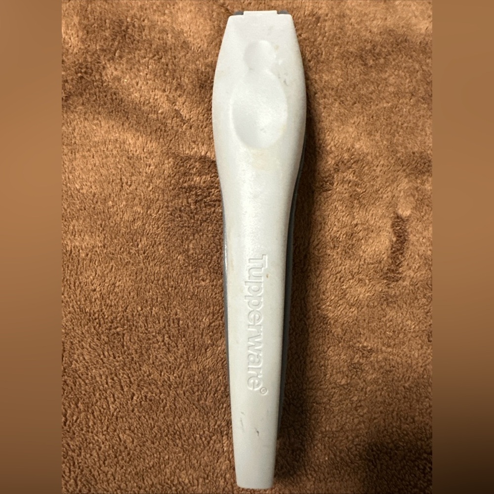 Tupperware Nut Cracker & Pitter
